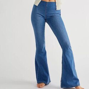 WE THE FREE People Penny Pull-On Flare Jeans Size 28